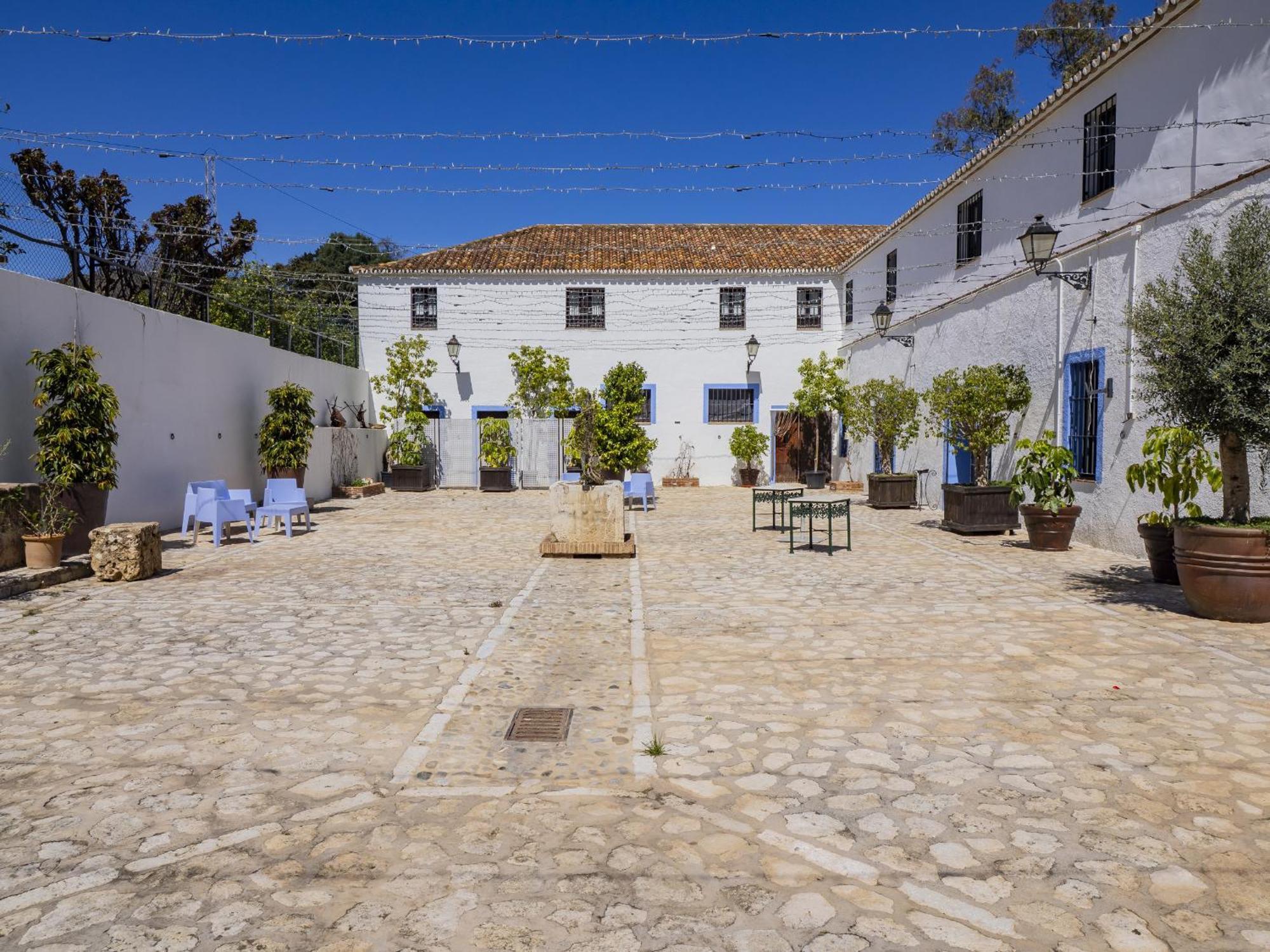 Cubo'S Hotel Cortijo San Antonio Касарабонела Экстерьер фото