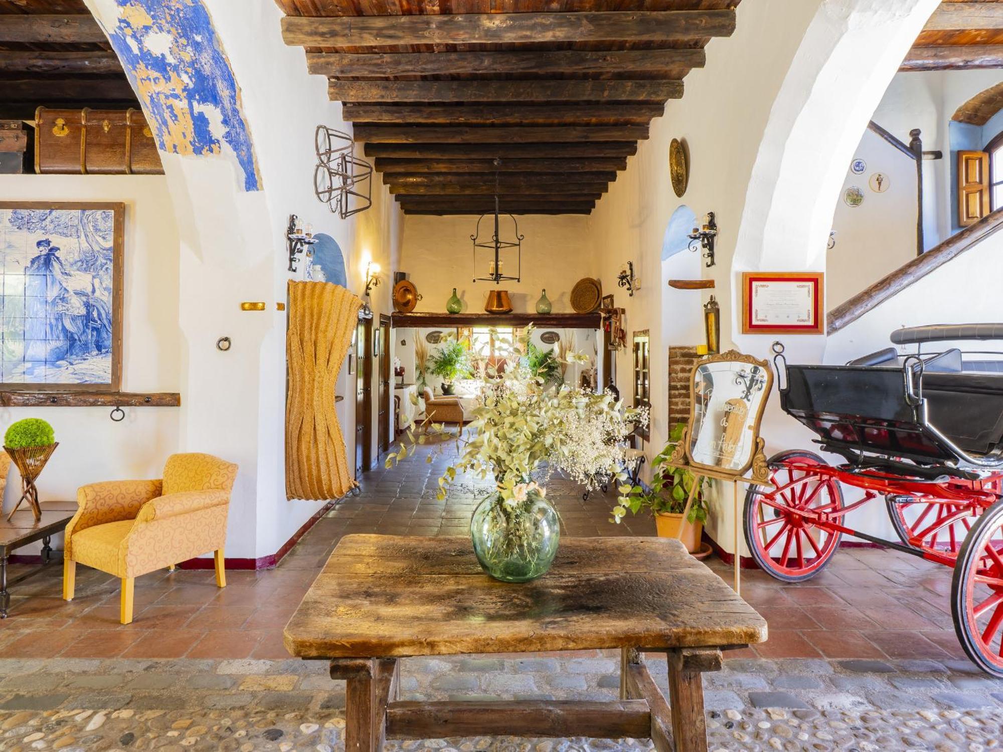 Cubo'S Hotel Cortijo San Antonio Касарабонела Экстерьер фото