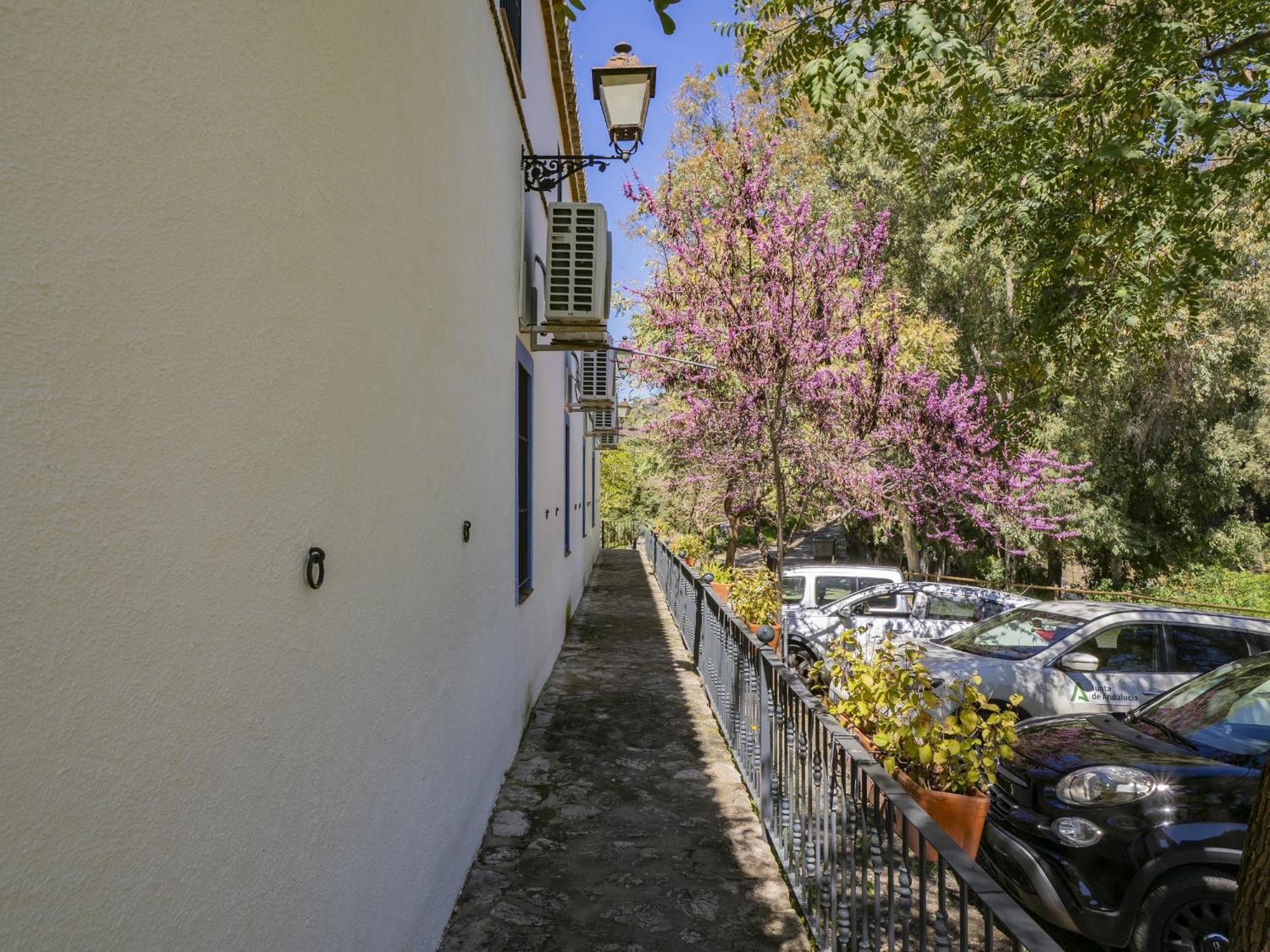 Cubo'S Hotel Cortijo San Antonio Касарабонела Экстерьер фото