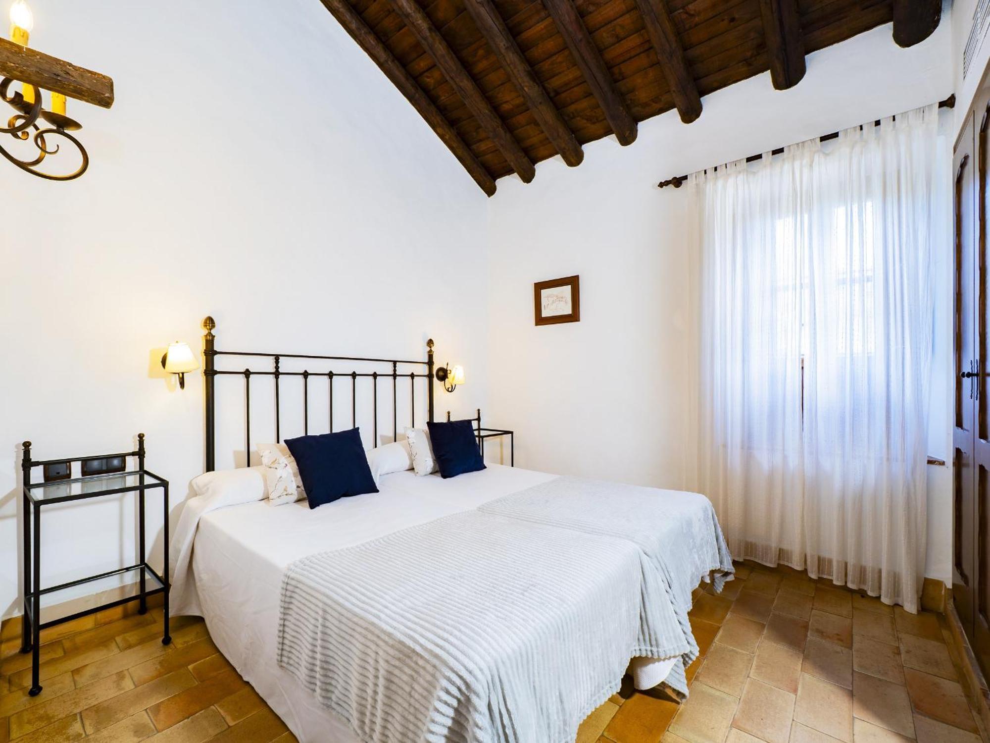 Cubo'S Hotel Cortijo San Antonio Касарабонела Экстерьер фото