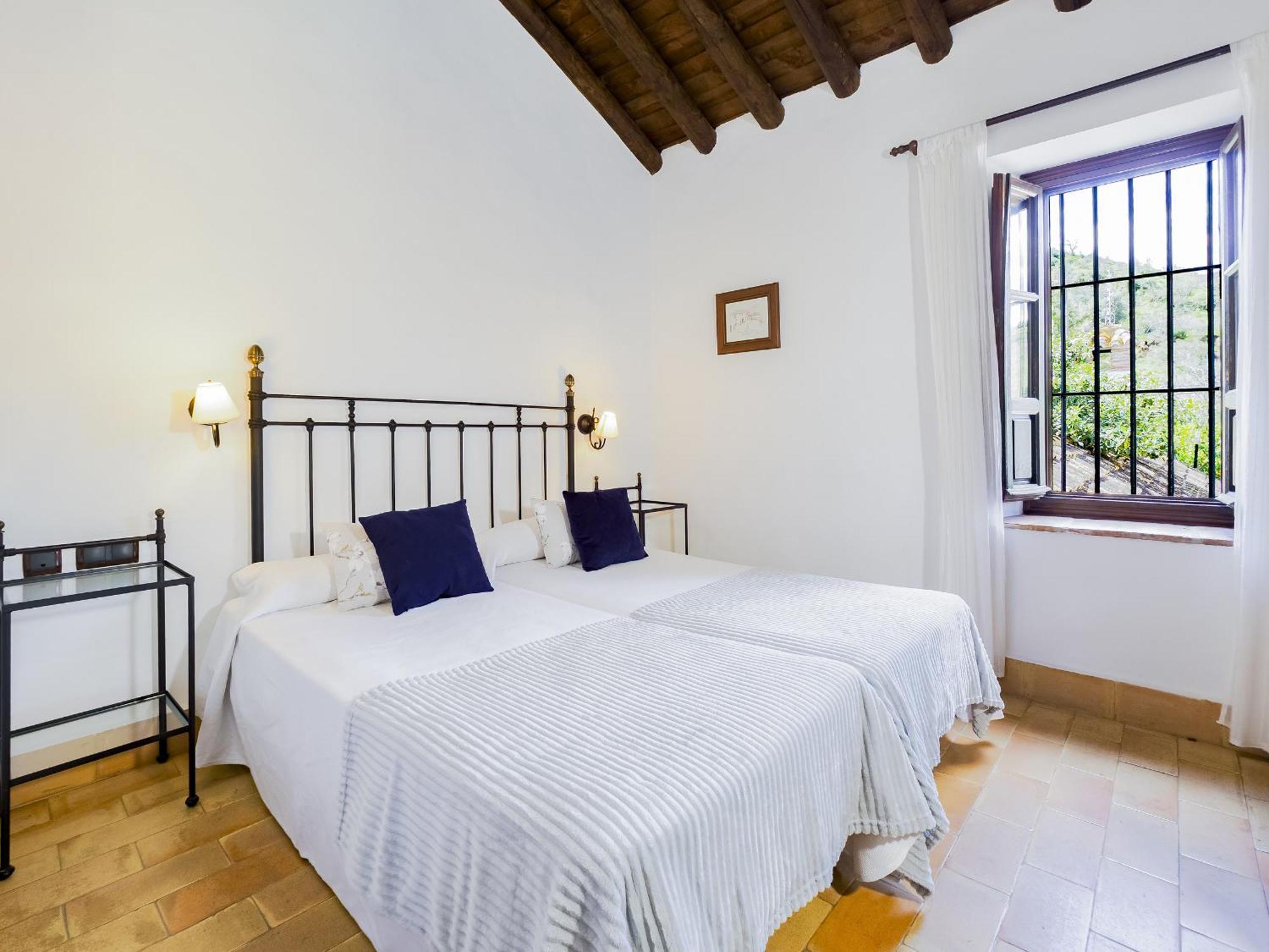 Cubo'S Hotel Cortijo San Antonio Касарабонела Экстерьер фото